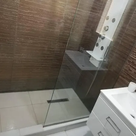 Apartament Pool Unique Luxury Năvodari