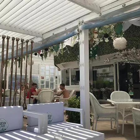 Apartament Pool Unique Luxury